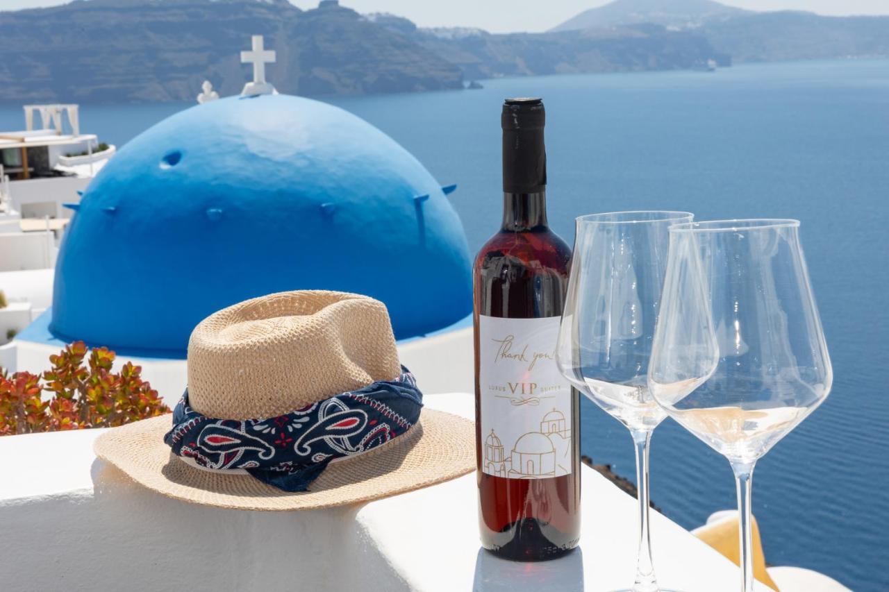 Luxus Vip Suites Ía Kültér fotó