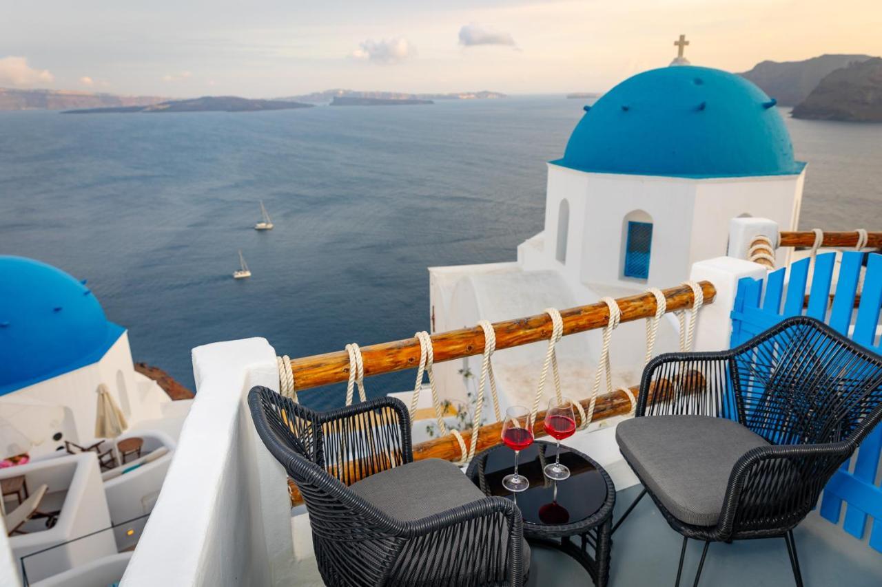 Luxus Vip Suites Ía Kültér fotó