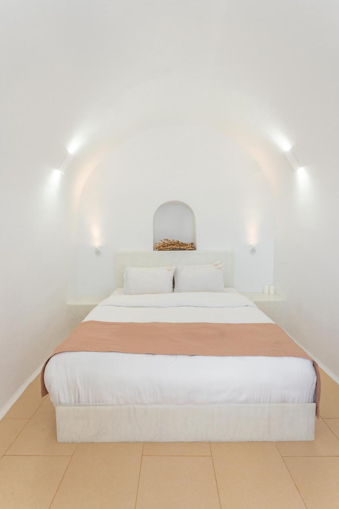 Luxus Vip Suites Ía Kültér fotó